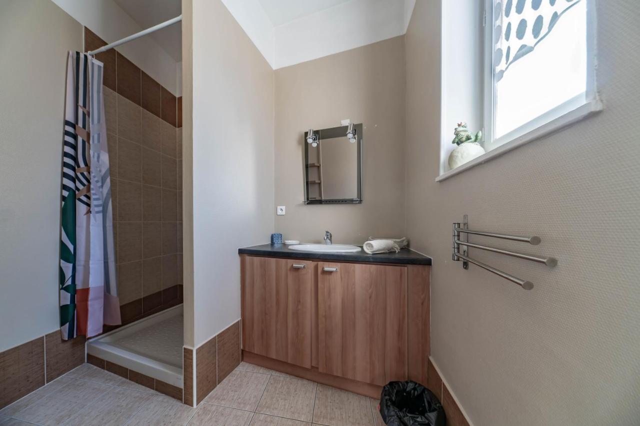 Le Belfort - Grand Appartement Avec Terrasse Et Parking Prive 维琪 外观 照片